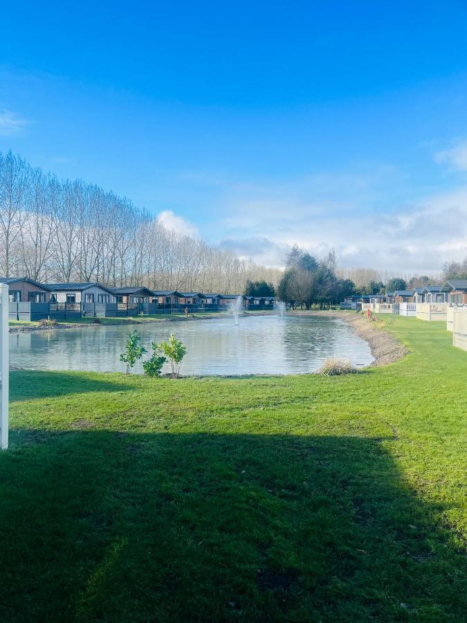 The Poplars With Hot Tub Holiday home